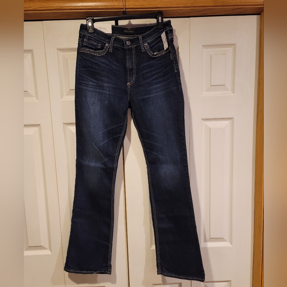 Silvers NWT Dark Wash Bootcut Jeans